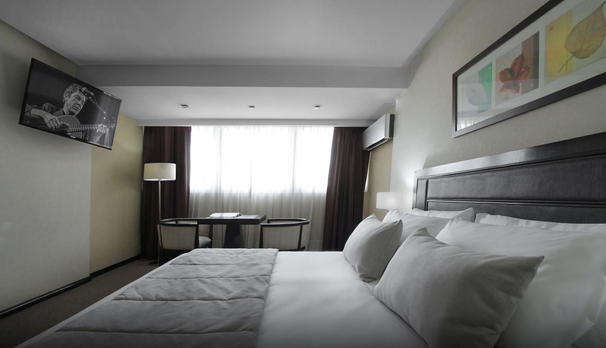 Hotel 8 de Octubre Buenos Aires Buitenkant foto